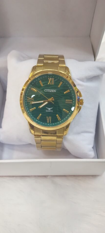 (CITIZEN Quartz watch: A stylish choice for every wrist.)(Green dial and golden shine!)(The elegance of time.) (Class is always class.)