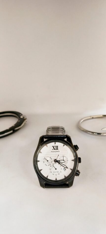 Franck Bella Men's Analog Watch (Chronograph Style with White Textured Dial & Black Metal Chain)